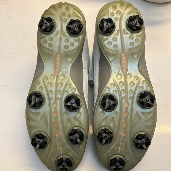 Ecco Golf Shoes - Picture 5 of 6